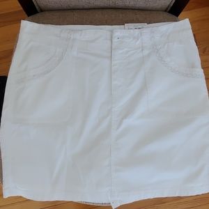 White comfy skirt